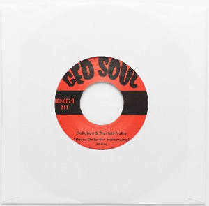 12in - 7-Peace On Earth - Derobert & the Half-Truths